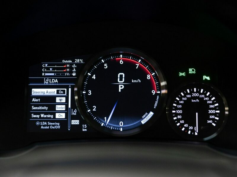 Lexus RC-F V8 5.0L 477KM. Salon PL. 10 tys km. Gwarancja do 02.2026.