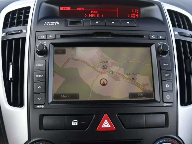 Kia Cee'd 1,6crdi Navigacja Duża.Klimatr 2 str. Czytanie Znaków.Tempomat.OKAZJA I (2006-2012)