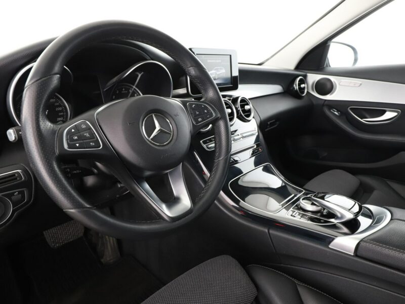 Mercedes C 180 Automat LED el. sterowane i ogrzewane fotele navi klima auto W205 (2014-2021)