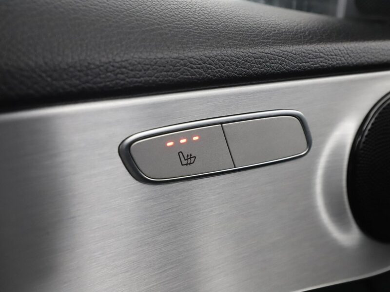 Mercedes C 180 Automat LED el. sterowane i ogrzewane fotele navi klima auto W205 (2014-2021)