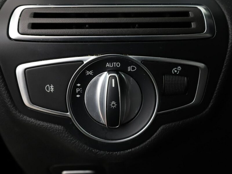 Mercedes C 180 Automat LED el. sterowane i ogrzewane fotele navi klima auto W205 (2014-2021)
