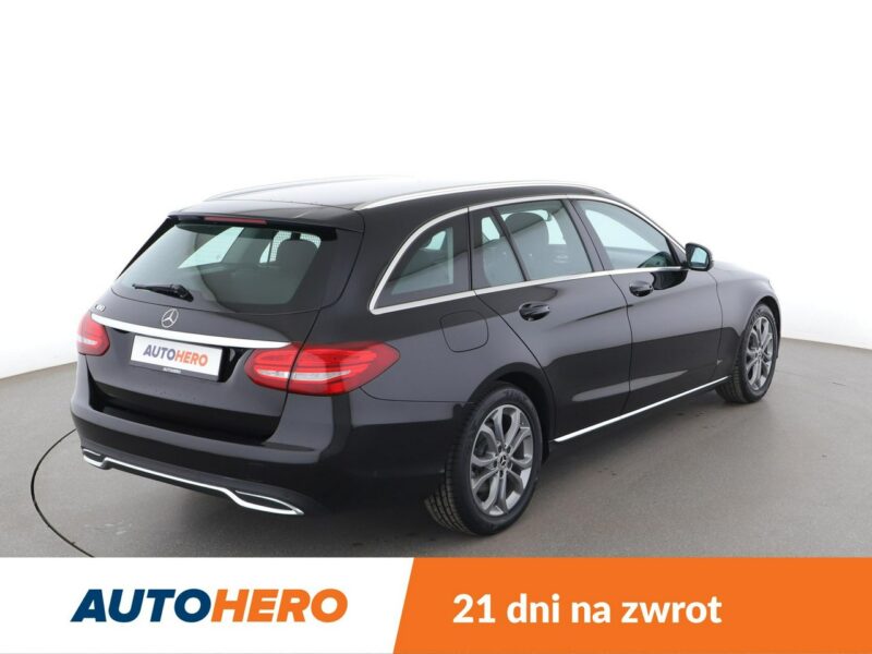 Mercedes C 180 Automat LED el. sterowane i ogrzewane fotele navi klima auto W205 (2014-2021)