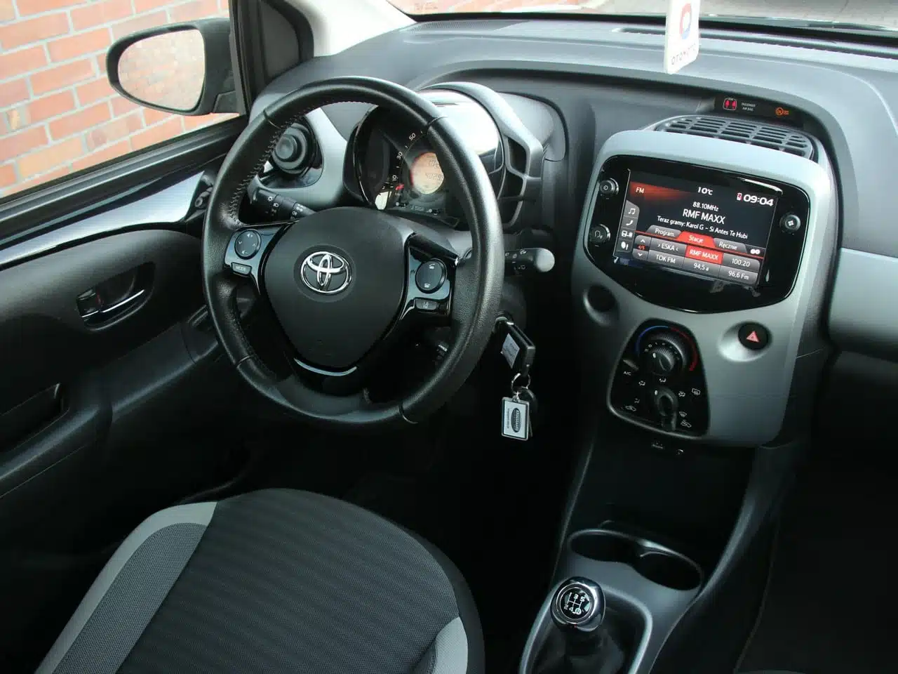 Toyota Aygo Navi*Radar*AsysToru*Klima*Kamera*Alu15*Esp*Led*BT*Android*Gwar VGS!!! II (2014-)