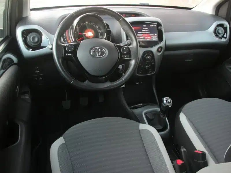 Toyota Aygo Navi*Radar*AsysToru*Klima*Kamera*Alu15*Esp*Led*BT*Android*Gwar VGS!!! II (2014-)