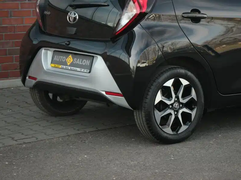 Toyota Aygo Navi*Radar*AsysToru*Klima*Kamera*Alu15*Esp*Led*BT*Android*Gwar VGS!!! II (2014-)