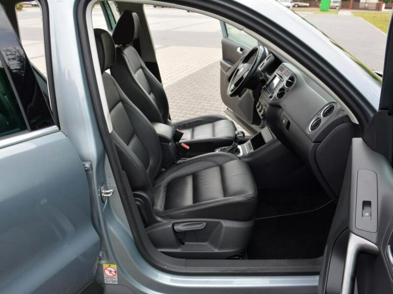 Volkswagen Tiguan DSG 4-Motion bi-xenon Panorama Skóry Navi Kamera ALU 18 ASO VW I (2007-2016)