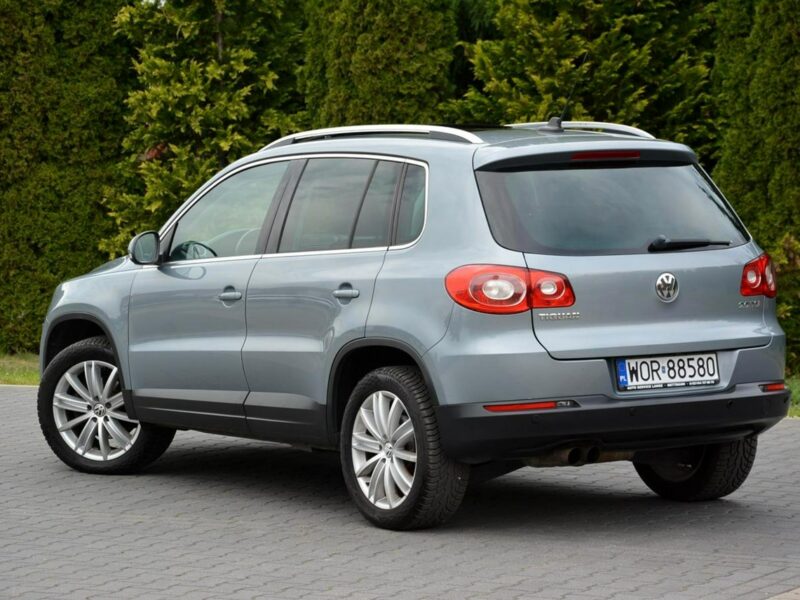 Volkswagen Tiguan DSG 4-Motion bi-xenon Panorama Skóry Navi Kamera ALU 18 ASO VW I (2007-2016)