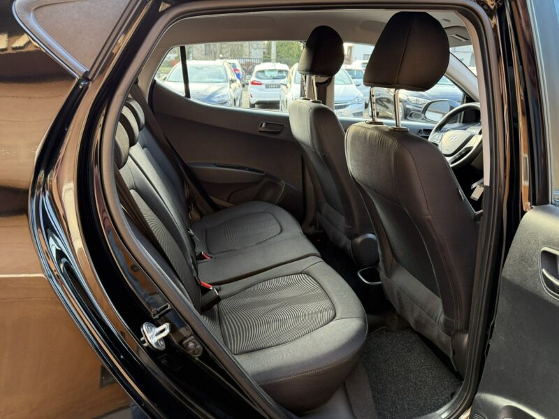 Hyundai i10 1,0 67KM Klimatyzacja 1Właściciel Serwis Koła lato + zima II (2013-)