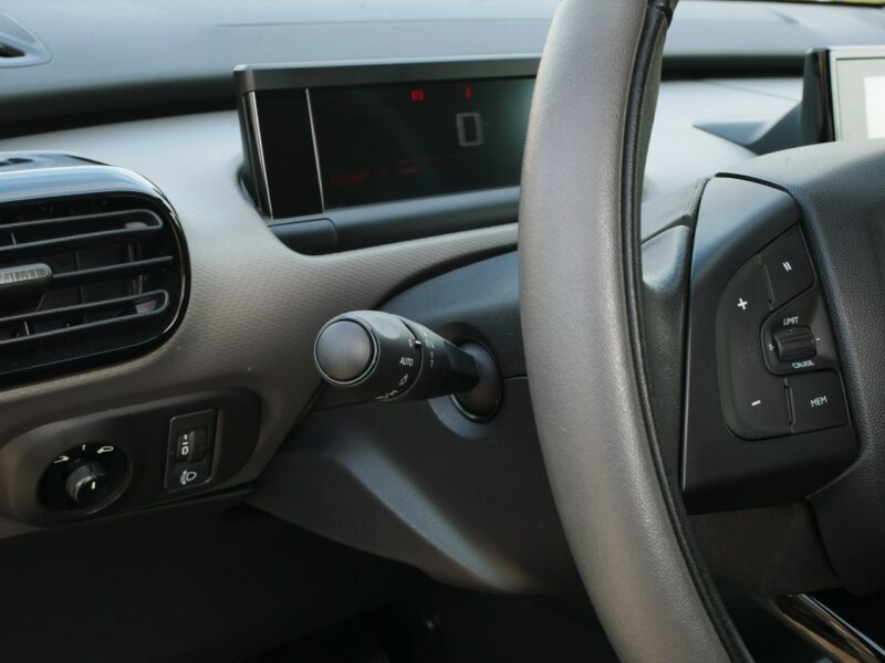 Citroen C4 Cactus 1.6 BlueHDi 100KM Eu6 -Navi -Klimatronic -Niski przebieg -Zobacz I (2014-)