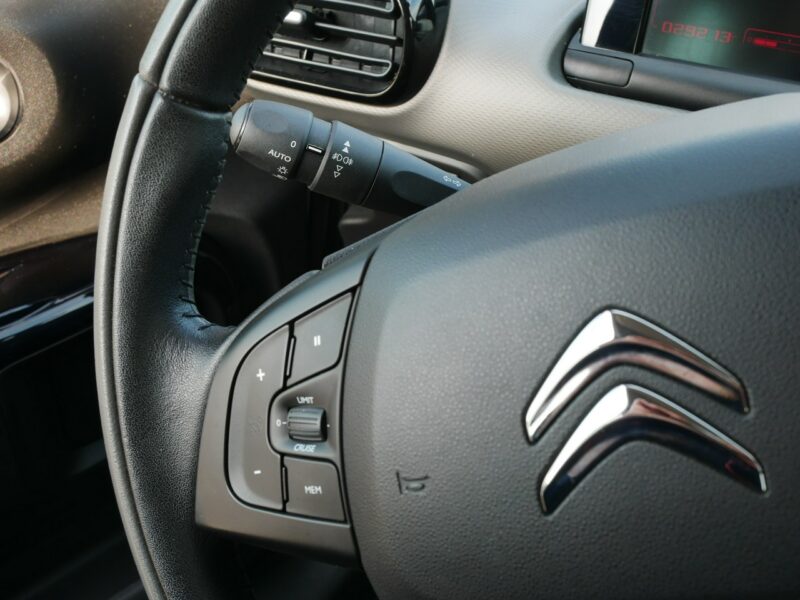 Citroen C4 Cactus 1.6 BlueHDi 100KM Eu6 -Navi -Klimatronic -Niski przebieg -Zobacz I (2014-)