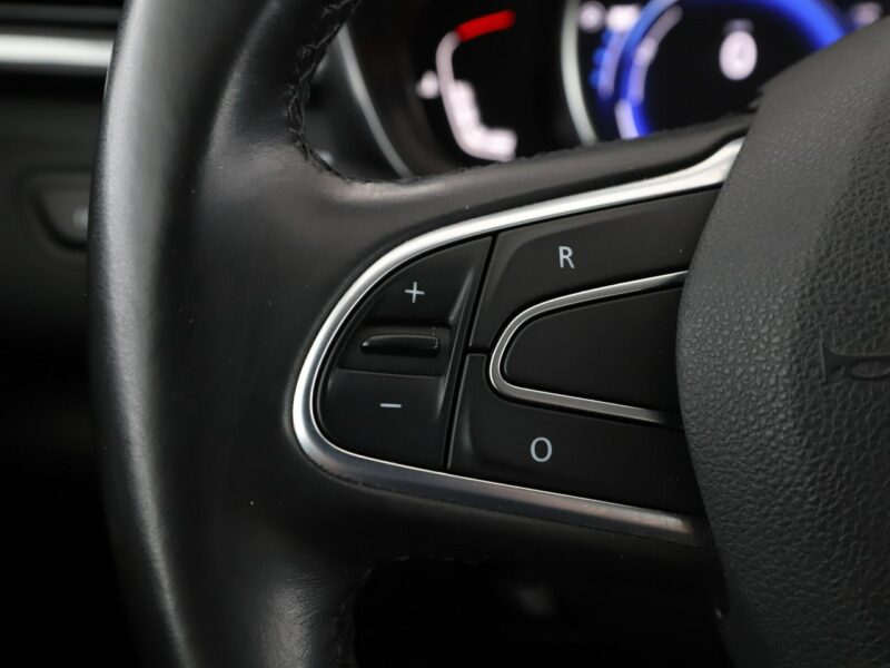 Renault Kadjar Automat skóra full LED navi klima auto grzane fotele kamera czujniki p I (2015-)