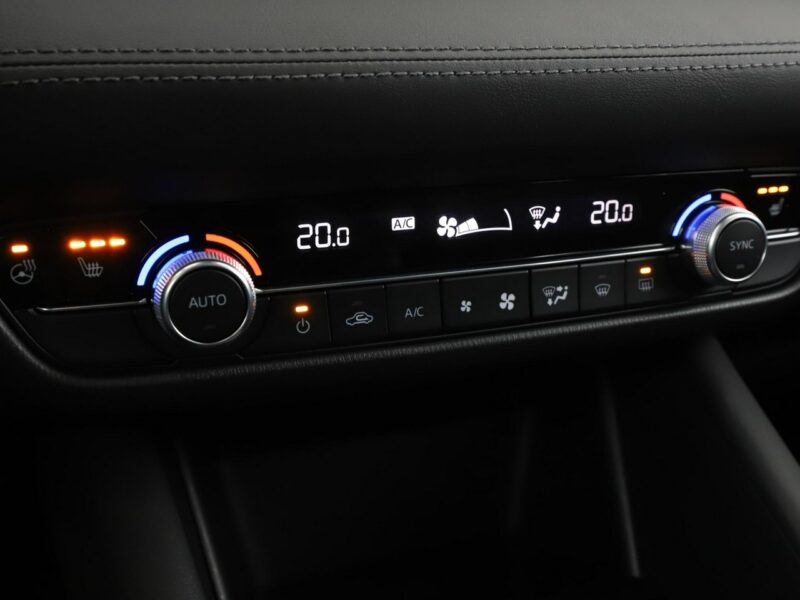 Mazda 6 FL 2.0 Automat Sports-Line Klimatyzacja Tempomat Nawigacja Kamera LED III (2012-)