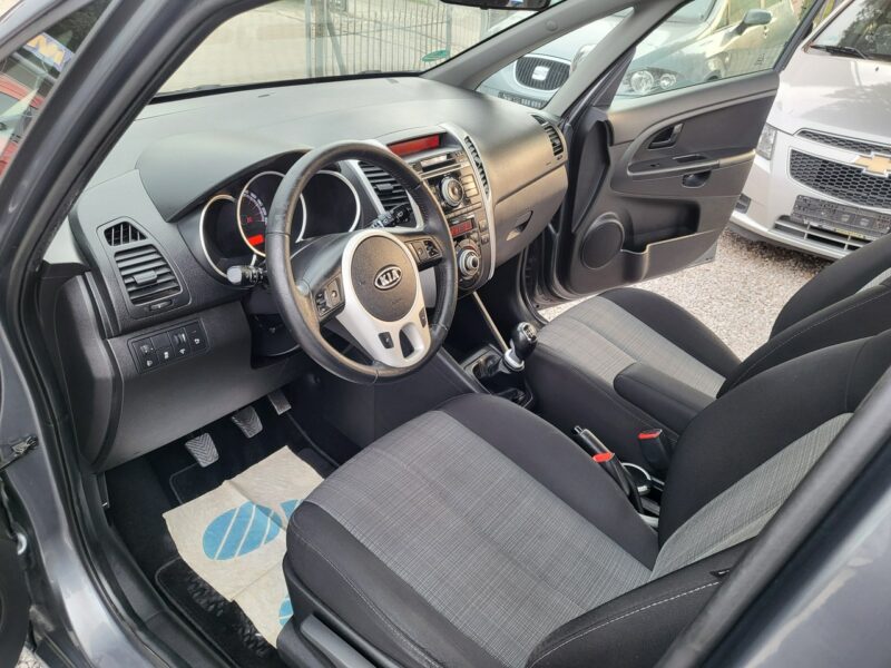 Kia Venga 1.4 90 KM Panorama Klimatronik Opłaty Z Niemiec ASO Zapraszamy !!!