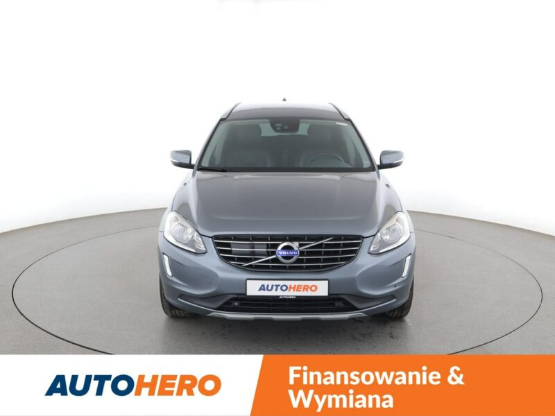 Volvo XC 60 Automat Summum 2WD Podgrzewane fotele Navi Czujniki parkowania I (2008-2017)
