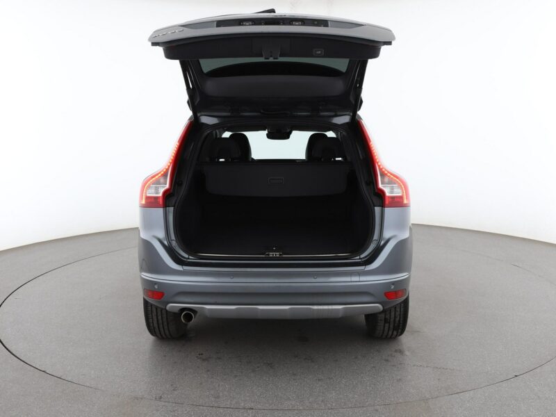 Volvo XC 60 Automat Summum 2WD Podgrzewane fotele Navi Czujniki parkowania I (2008-2017)