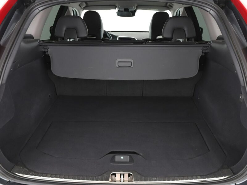 Volvo XC 60 Automat Summum 2WD Podgrzewane fotele Navi Czujniki parkowania I (2008-2017)