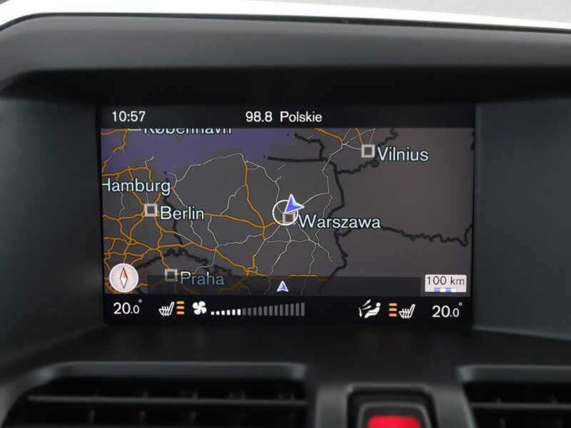 Volvo XC 60 Automat Summum 2WD Podgrzewane fotele Navi Czujniki parkowania I (2008-2017)