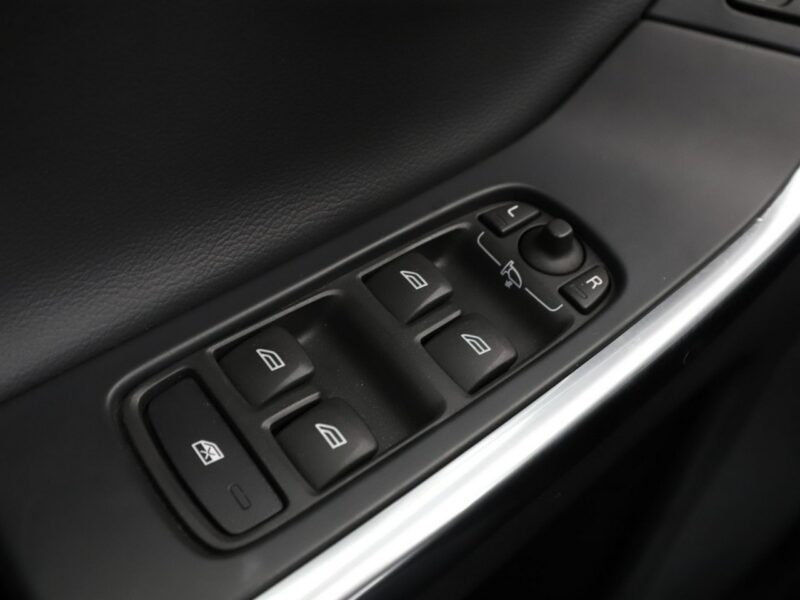 Volvo XC 60 Automat Summum 2WD Podgrzewane fotele Navi Czujniki parkowania I (2008-2017)