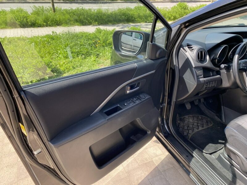 Mazda 5 Benzyna, klimatronik, 7 miejsc, parktronik, podg. fotele, isofix, nawi II (2010-)