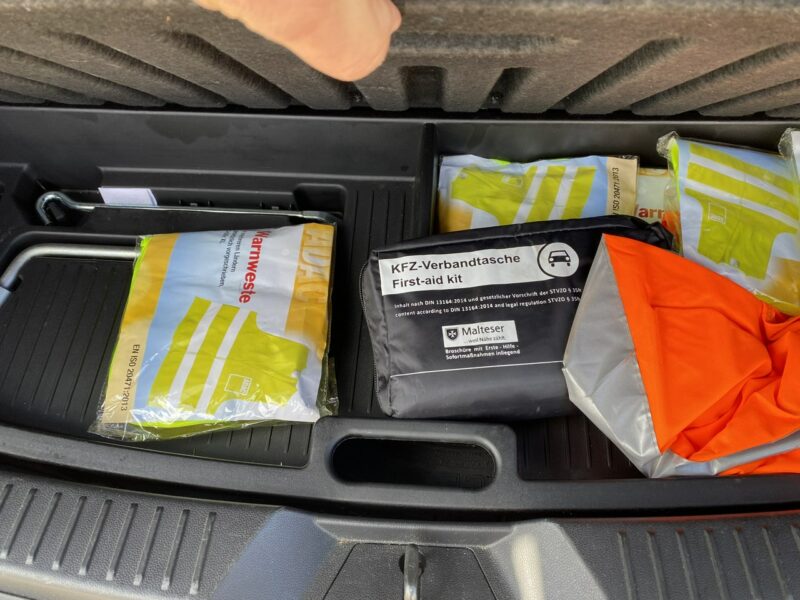 Mazda 5 Benzyna, klimatronik, 7 miejsc, parktronik, podg. fotele, isofix, nawi II (2010-)