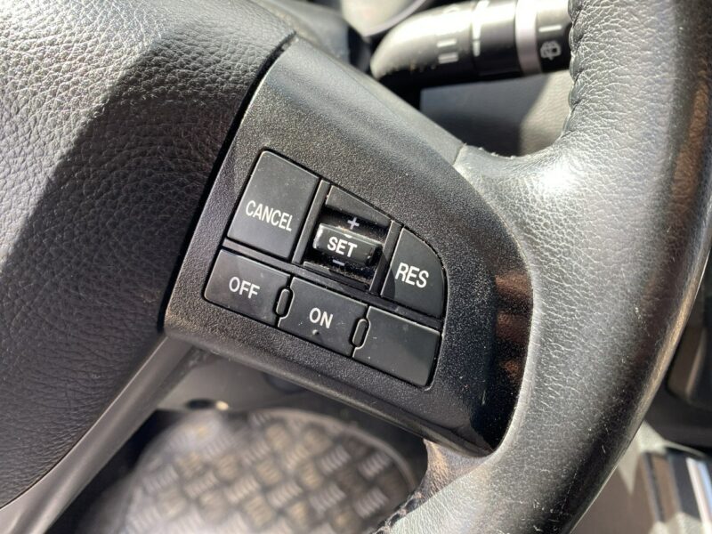 Mazda 5 Benzyna, klimatronik, 7 miejsc, parktronik, podg. fotele, isofix, nawi II (2010-)