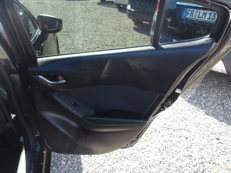 Mazda 3 Mazda 3 III (2013-)
