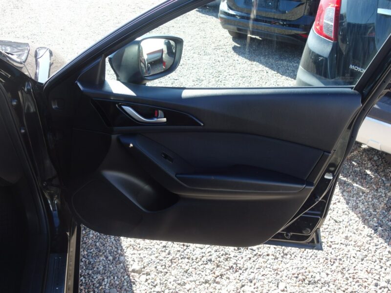 Mazda 3 Mazda 3 III (2013-)