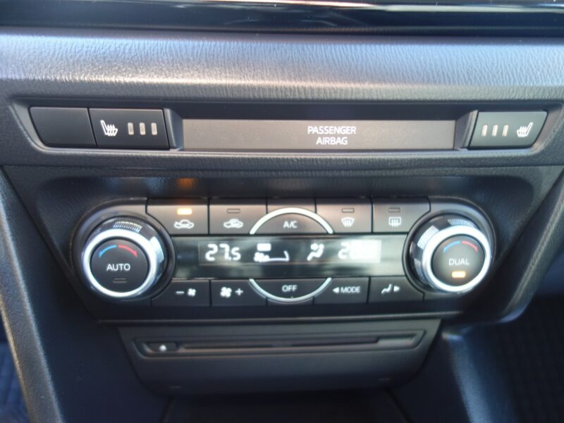 Mazda 3 Mazda 3 III (2013-)