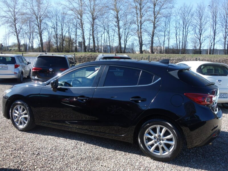 Mazda 3 Mazda 3 III (2013-)
