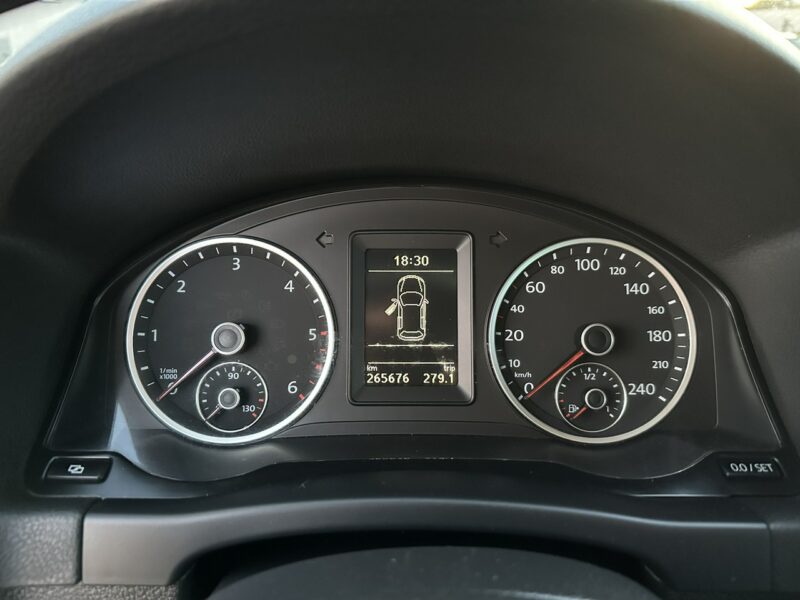 Volkswagen Tiguan Volkswagen Tiguan 2011 2.0 diesel nawigacja 2 komplety kół I (2007-2016)