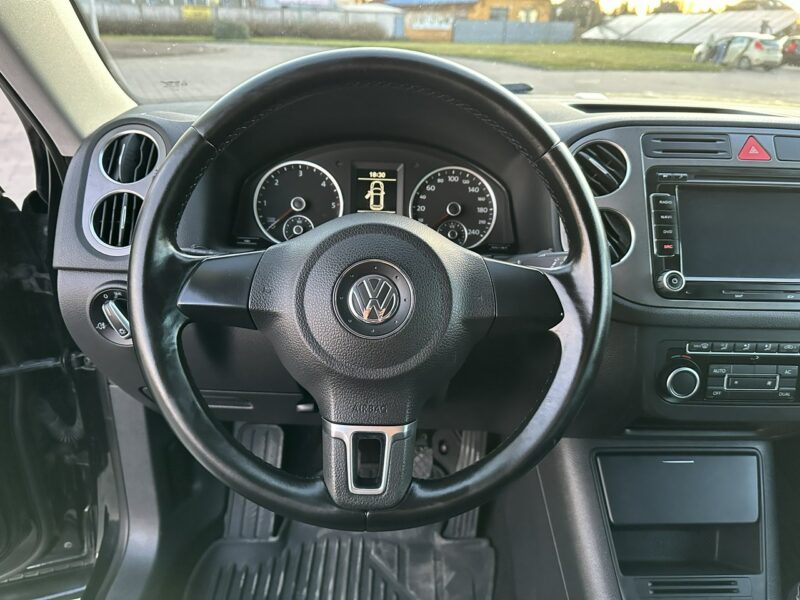 Volkswagen Tiguan Volkswagen Tiguan 2011 2.0 diesel nawigacja 2 komplety kół I (2007-2016)