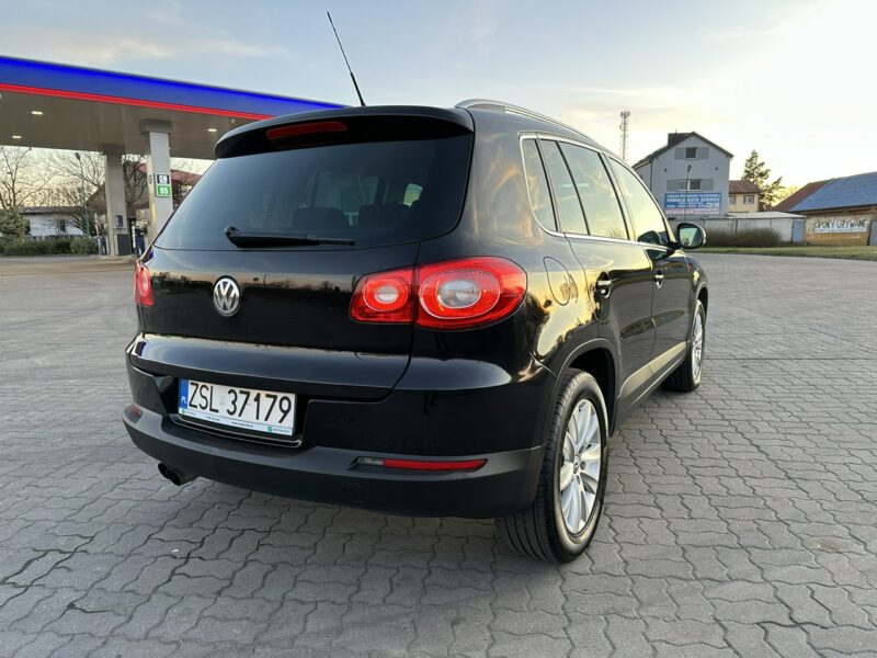 Volkswagen Tiguan Volkswagen Tiguan 2011 2.0 diesel nawigacja 2 komplety kół I (2007-2016)
