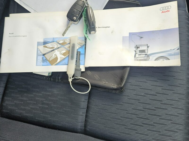 Audi A4 Opłacony Zdrowy Zadbany Automat Klima xenon 2 kmpl kół Po serwisie B7 (2004-2007)