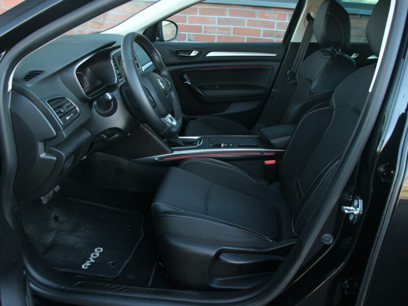 Renault Megane Aut*Navi*FullLed*Radar*AsysToru*Pdc*Kamera*PółSkóra*MultiSense*GwarVGS IV (2016-)