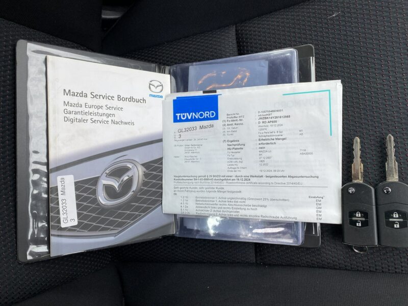 Mazda 3 Symboliczny przebieg gwarantowany, klimatronik, ESP, alufelgi, hak I (2003-2009)