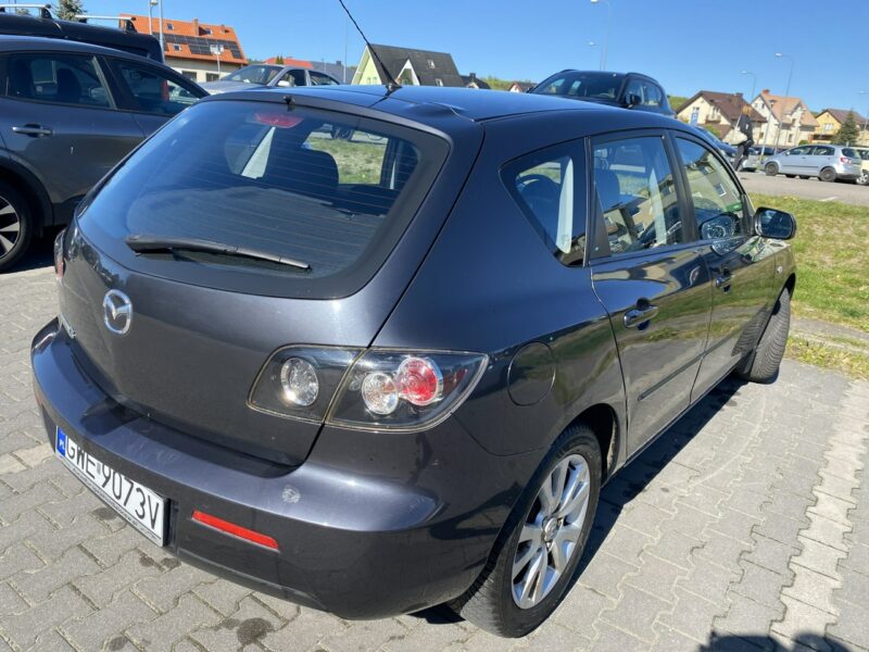 Mazda 3 Symboliczny przebieg gwarantowany, klimatronik, ESP, alufelgi, hak I (2003-2009)