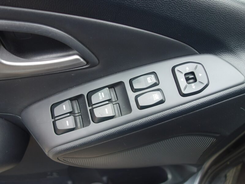Hyundai ix35 Hyundaj IX 35 2010 2.0 benzyna z gazem 163km automat pół skóry 4x4