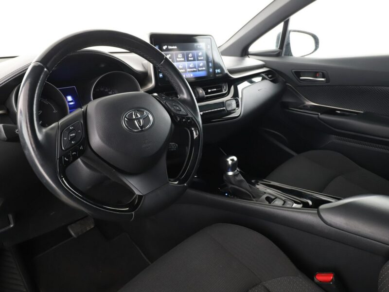 Toyota C-HR hybryda navi kamera grzane fotele ACC Bluetooth klima-auto