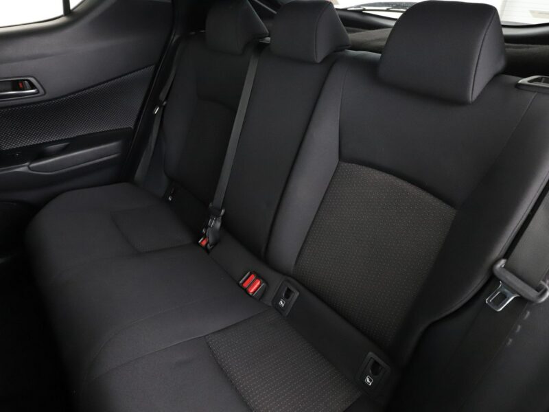 Toyota C-HR hybryda navi kamera grzane fotele ACC Bluetooth klima-auto