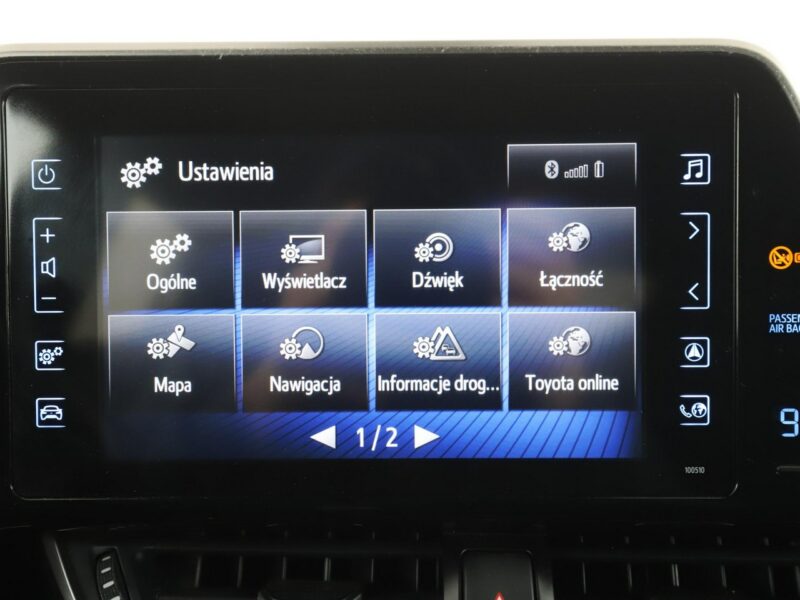 Toyota C-HR hybryda navi kamera grzane fotele ACC Bluetooth klima-auto