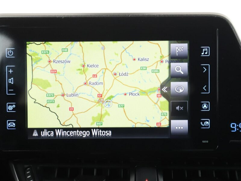 Toyota C-HR hybryda navi kamera grzane fotele ACC Bluetooth klima-auto