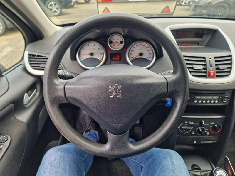 Peugeot 207 1.4 Benzyna 95 KM, Klimatyzacja, Komputer, Isofix, Kurtyny Powietrzne