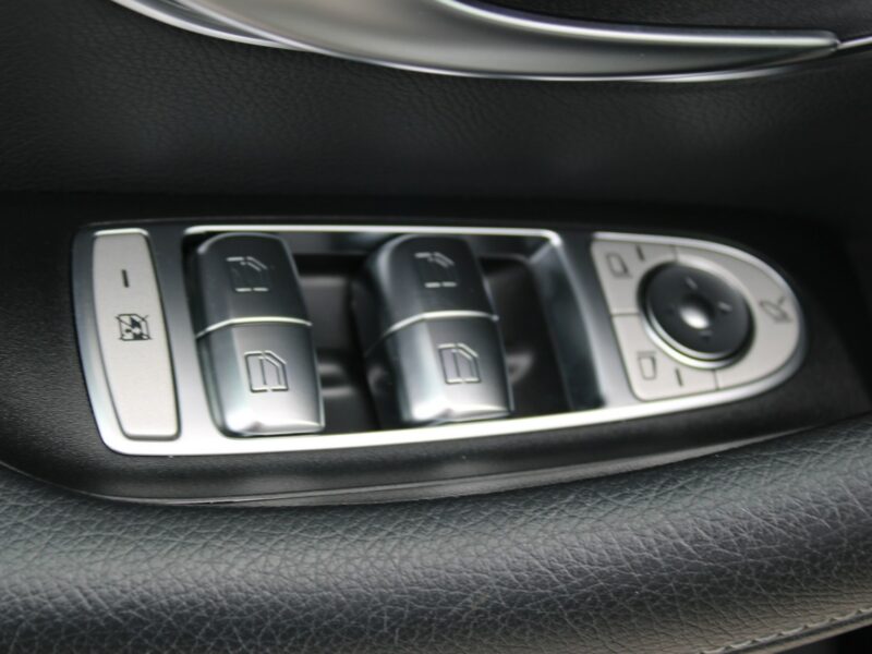 Mercedes E 220 AMG/Avantgarde 4-Matic Virtual Kamera W213 (2016-)