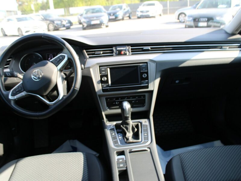 Volkswagen Passat ESSENCE LED F-vat Salon Polska Gwarancja B8 (2014-2023)