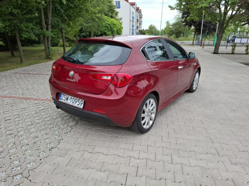Alfa Romeo Giulietta Salon Polska