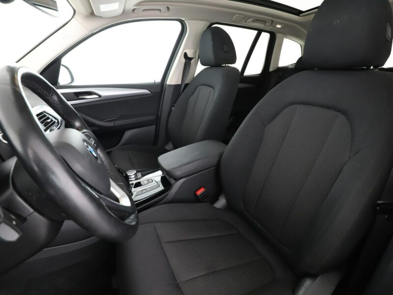 BMW X3 xDrive 30e Advantage FV23% PHEV automat navi kamera hak panorama Blth G01 (2017-)