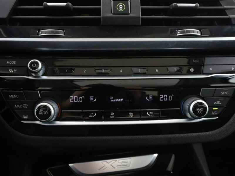BMW X3 xDrive 30e Advantage FV23% PHEV automat navi kamera hak panorama Blth G01 (2017-)