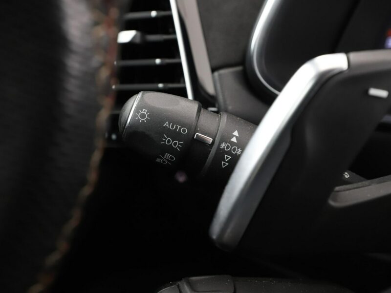 DS Automobiles DS 7 Crossback 1.5HDi Automat Performance Line Nawigacja Tempomat Kamera LED Vision