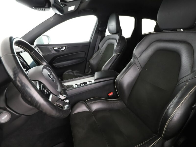 Volvo XC 60 FV23 2.0D4 Automat AWD R-Design Tempomat Navi HarmanKardon BLIS Kamera II (2017-)
