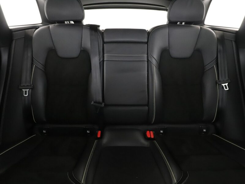 Volvo XC 60 FV23 2.0D4 Automat AWD R-Design Tempomat Navi HarmanKardon BLIS Kamera II (2017-)